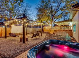 Games Gone Wild Between Red Rocks And Downtown Denver In Arvada, hotel em Arvada