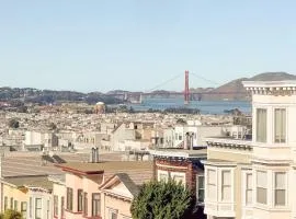 BEST Iconic Luxury Location Golden Gate Views 3bd