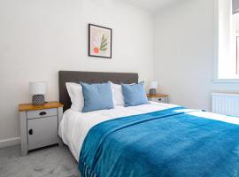 3-Bed Apartment Ideal for Contactors - Near Clyde Shipyard - 25 min Glasgow Airport, hotell sihtkohas Greenock