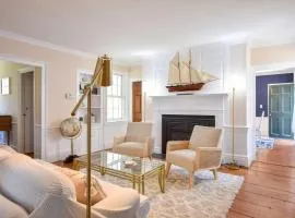 Stylish Retreat 2 mi to Beach
