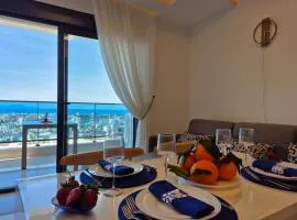 Luxury apartment with panoramic sea view ruby