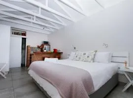 The Courtyard Suite