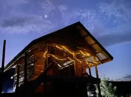 Sunrise hostel bunyonyi