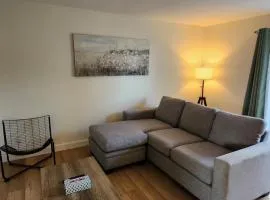 ENTIRE 2 BEDROOM APARTMENT by UW RESEARCH PARK - PS5