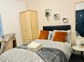 Quarto 2 casa compartilhada no L7