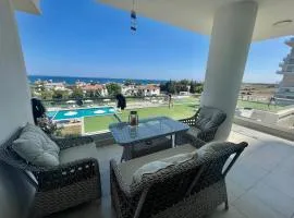 Sea Breeze Suite by the Sea