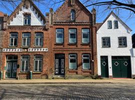 Großes Grachtenhaus - Simmerdeis an der Gracht, Hotel in Friedrichstadt