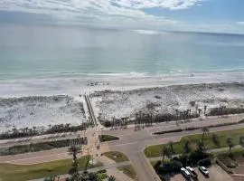Oceanfront Tower 3 Gulf & Bay View 3-Bedroom 18th Floor Condo in Pensacola Beach