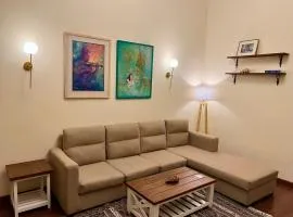 Modern 2BR Apt in Downtown - Mint Stays 42