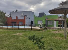 Cabaña Trébol en Cabañas Encuentro, ξενοδοχείο σε Carpinteria