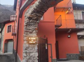 Il fiore di pietra, hotel v destinaci Cuzzago