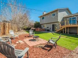 Iron View Hot Tub Fire Pit & Breathtaking Views