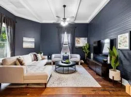 Charming 3BR Gem - Minutes to Rainey St and Downtown