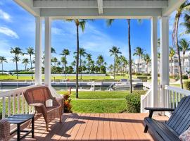 Waterfront luxury Villa 21 with sunset views and boat slip, hotel v Marathonu