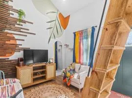 Secluded Tiny Home in Exclusive Paris Mountain!