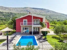 Family friendly house with a swimming pool Srinjine, Split - 23950