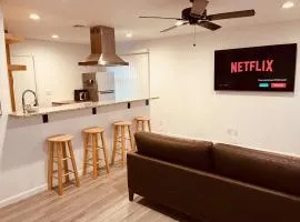 Kingman Gold 2BR Retreat at the Heart of Rt 66