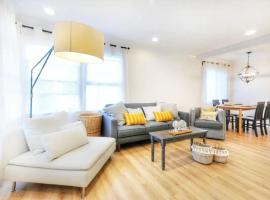 Centrally Located Charming LA Home with Food Scenes, ξενοδοχείο σε Monterey Park