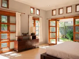 Villa with private pool and garden in Nusa Dua 3BR