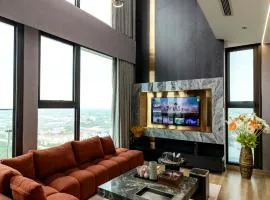 Ecopark Duplex Homestay by QMP