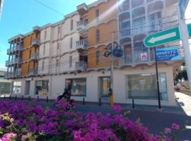 Apartamentos FLOWERS HOUSE ll - ZONA Hotelera & Turística: Valledupar'da bir otel
