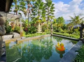 Nirun Garden Villa - Balinese Traditional House in North Bali