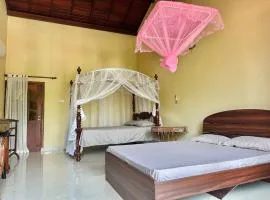 Sujee Villa White House