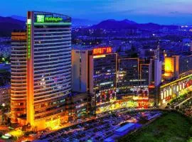 Holiday Inn Xiaoshan by IHG, hotel poblíž Mezinárodní letiště Hangzhou Xiaoshan - HGH, Chang-čou