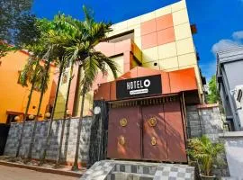 Super Hotel O Swaranpuri Near KIIT Square