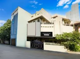 Super Townhouse Townvilla Guesthouse