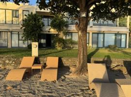 Subic Beach Haven Ph, golfový hotel v destinaci Cubi Point NAS