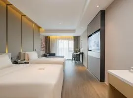 Atour Hotel Hefei West Changjiang Road Science Avenue Subway Station
