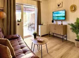 Cosy Bungalow Green Oasis
