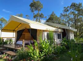 Canopy Villa Nuang Hill, campeggio di lusso a Bentong