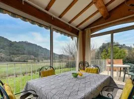 L’Écrin du Brulat - Jardin et vue montagnes