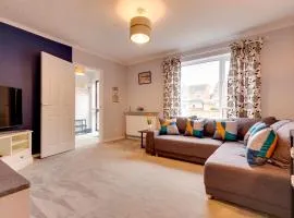 Pass the Keys Spacious and modern house with Free Parking