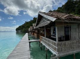 Junior Homestay, beach rental in Kri