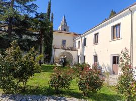 Hostel il Tetto, hotel v destinácii Melfi
