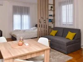 Anya Apartman