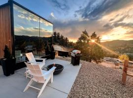 Mirror House Overlook at East Zion Resort, hotel i Orderville