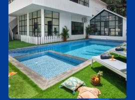 EKOSTAY - White Oak Villa, hotel v destinaci Alibag