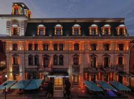 Hotel London 1889 & Casino