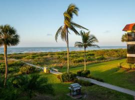 Direct beach access from your condo Sanibel Island 1A1, hotel a Sanibel