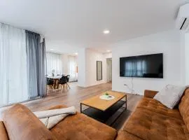 Flex SelfCheckIns 100 - Zagreb - 2 Bedrooms - Parking - Loggia