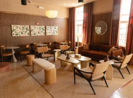 FOUND Hotel Miami Beach