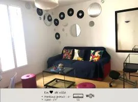 En cœur de ville et climatisé - Le Off Sète