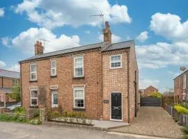 Amity House by Winterton Cottages