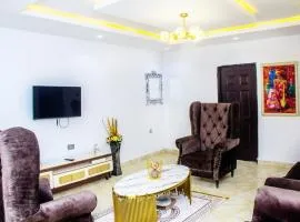2BEDROOM Luxurious & Affordable Shortlet Apartment with top notch amenities
