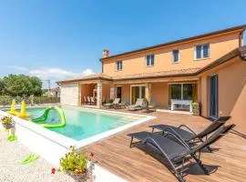 Villa Starlight Gaze