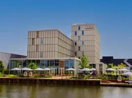 YOTEL Amsterdam